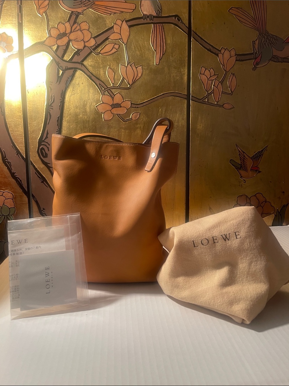 LOEWE Tan Leather Shoulder Tote - Classic LOEWE Design preloved